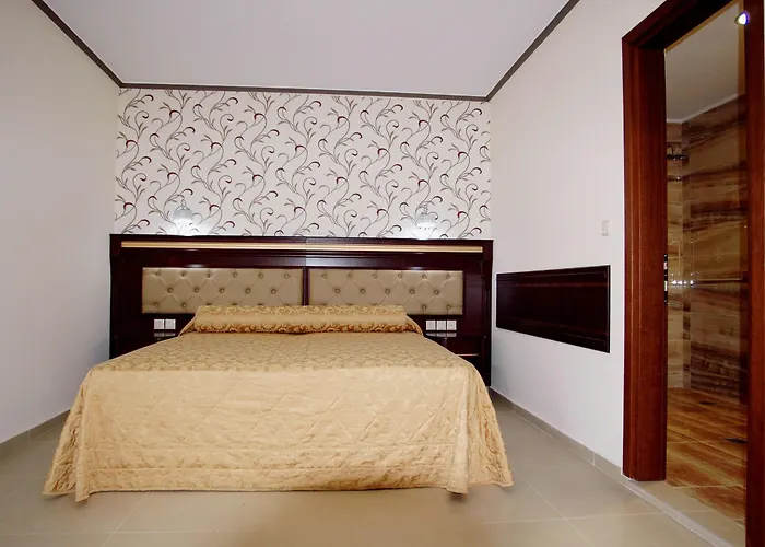 Santa Hotel Agía Triás