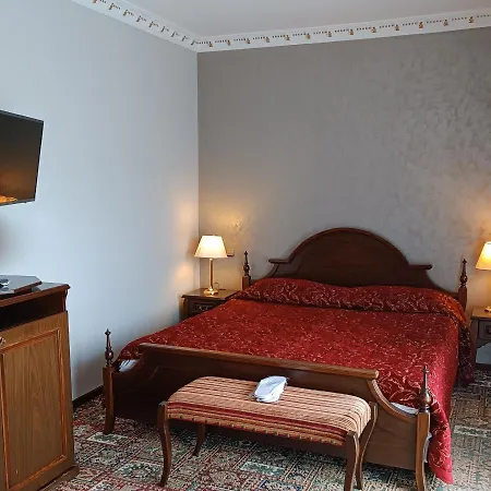 Santa 5* 阿吉亚特拉萨