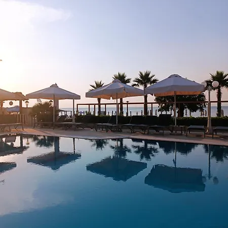 Santa 酒店 阿吉亚特拉萨