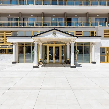 Santa 阿吉亚特拉萨